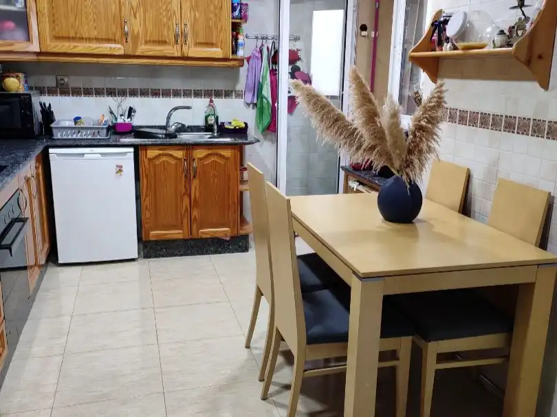 Piso en venta en Calle Maestro Manuel Serrano, 17, Almoradí Cocina de Piso en venta en Almoradí con Aire acondicionado, Trastero y Parking comunitario