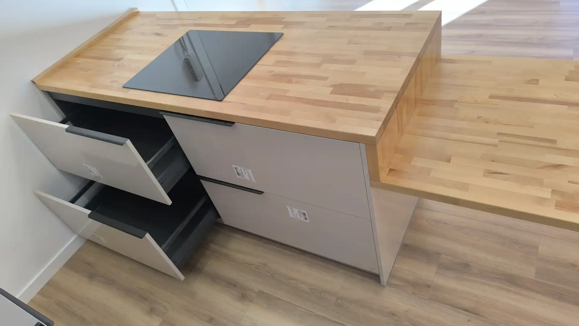 Piso en venta en Carrer de Gaspar Torrella, 9, Favara Cocina de Piso en venta en Valencia Capital