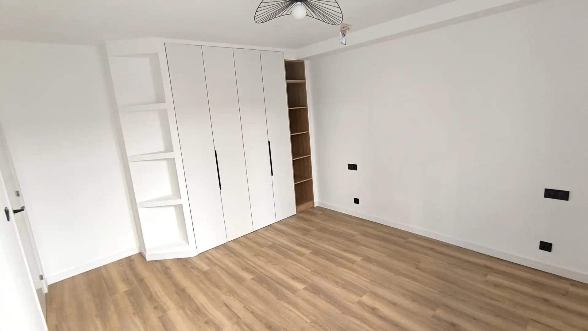 Piso en venta en Carrer de Gaspar Torrella, 9, Favara Habitación de Piso en venta en Valencia Capital