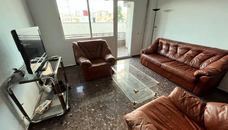 Piso de alquiler en Avenida Santa Marina, 27, Santa Marina, Badajoz Capital - imagen 1 Foto 1 de Piso de alquiler en Avenida Santa Marina, 27, Santa Marina, Badajoz Capital