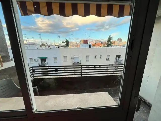 Flat for rent in Avenida Santa Marina, 27, Santa Marina Balcony of Flat for rent in Badajoz Capital with Air Conditioner, Terrace and Balcony