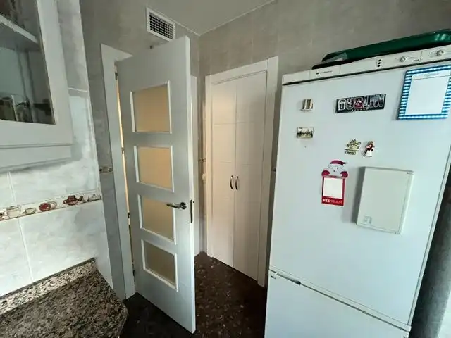 Flat for rent in Avenida Santa Marina, 27, Santa Marina Kitchen of Flat for rent in Badajoz Capital with Air Conditioner, Terrace and Balcony