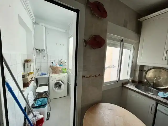 Flat for rent in Avenida Santa Marina, 27, Santa Marina Kitchen of Flat for rent in Badajoz Capital with Air Conditioner, Terrace and Balcony