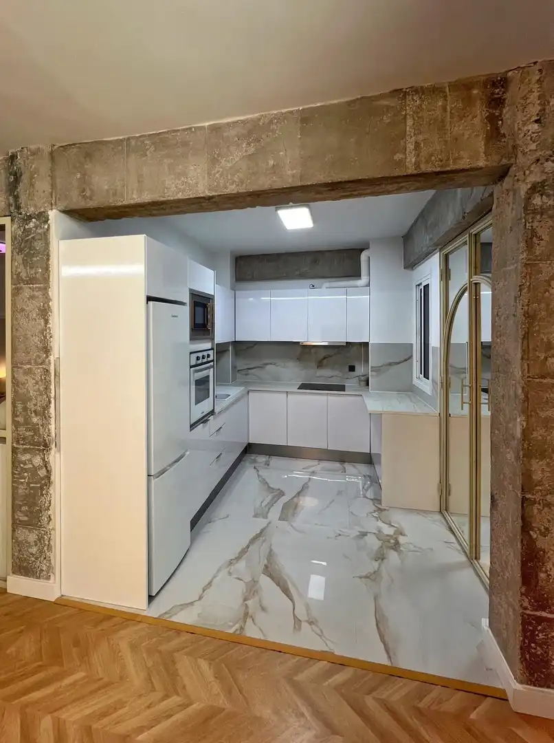 Piso de alquiler en Avenida de Granada, 10, Baza Cocina de Piso de alquiler en Baza con Aire acondicionado, Calefacción y Parquet