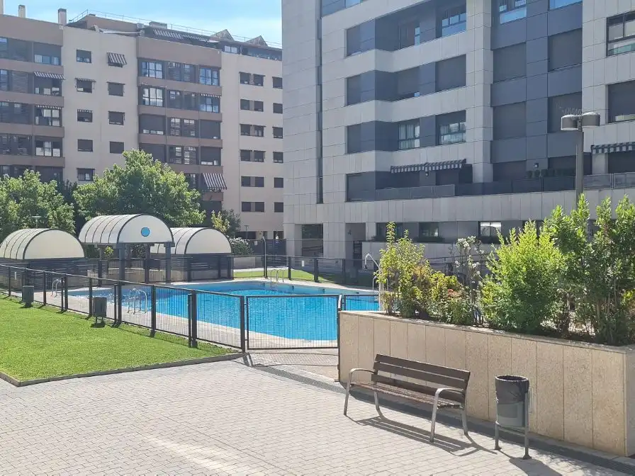 Swimming pool of Apartments for sale in Torrejón de Ardoz  with Air Conditioner, Heating and Parquet flooring