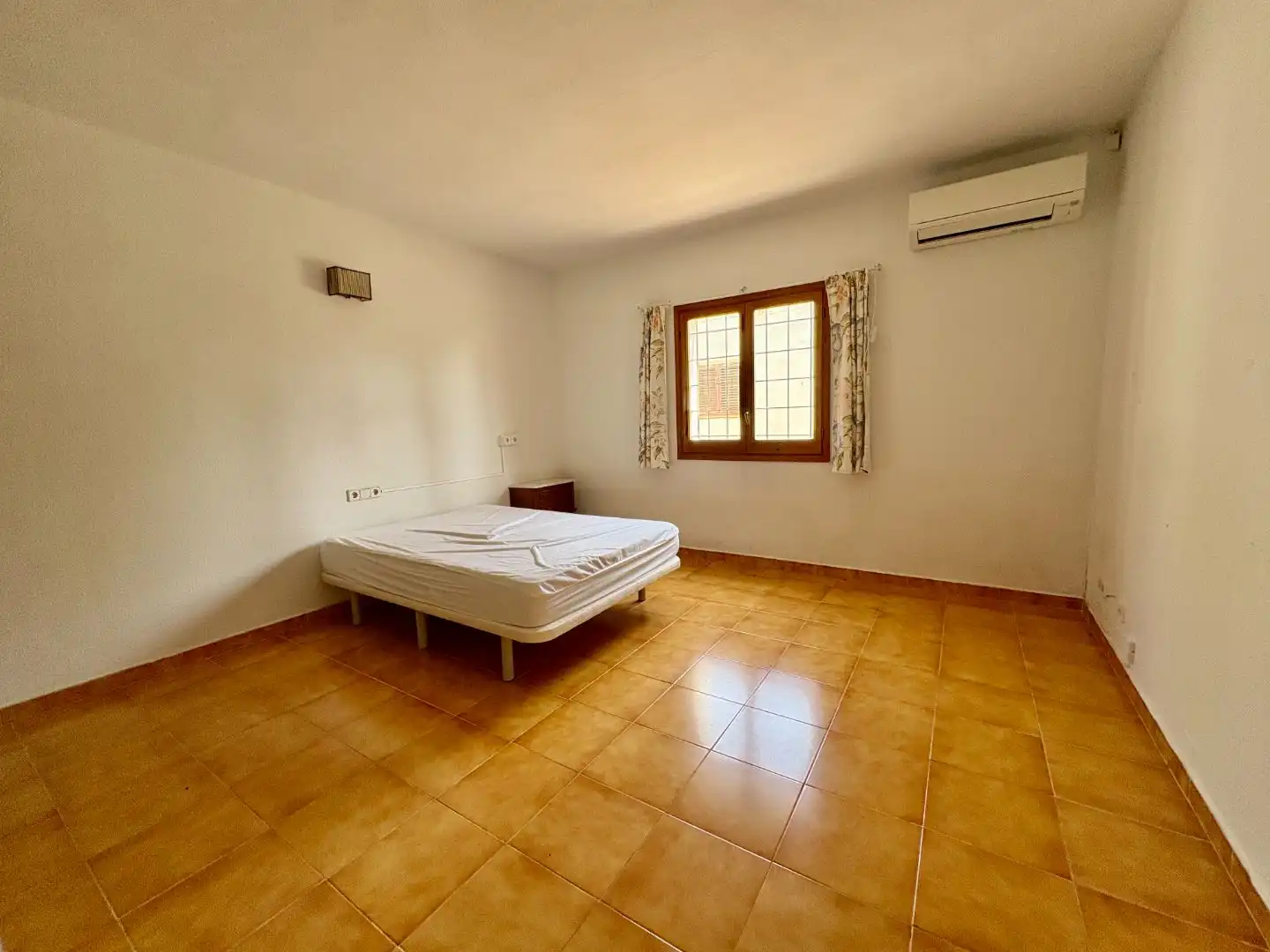 Piso en venta en Carrer Verderol, 38, Sant Jordi de Ses Salines - Sant Francesc Habitación de Piso en venta en Sant Josep de sa Talaia con Aire acondicionado, Calefacción y Jardín privado