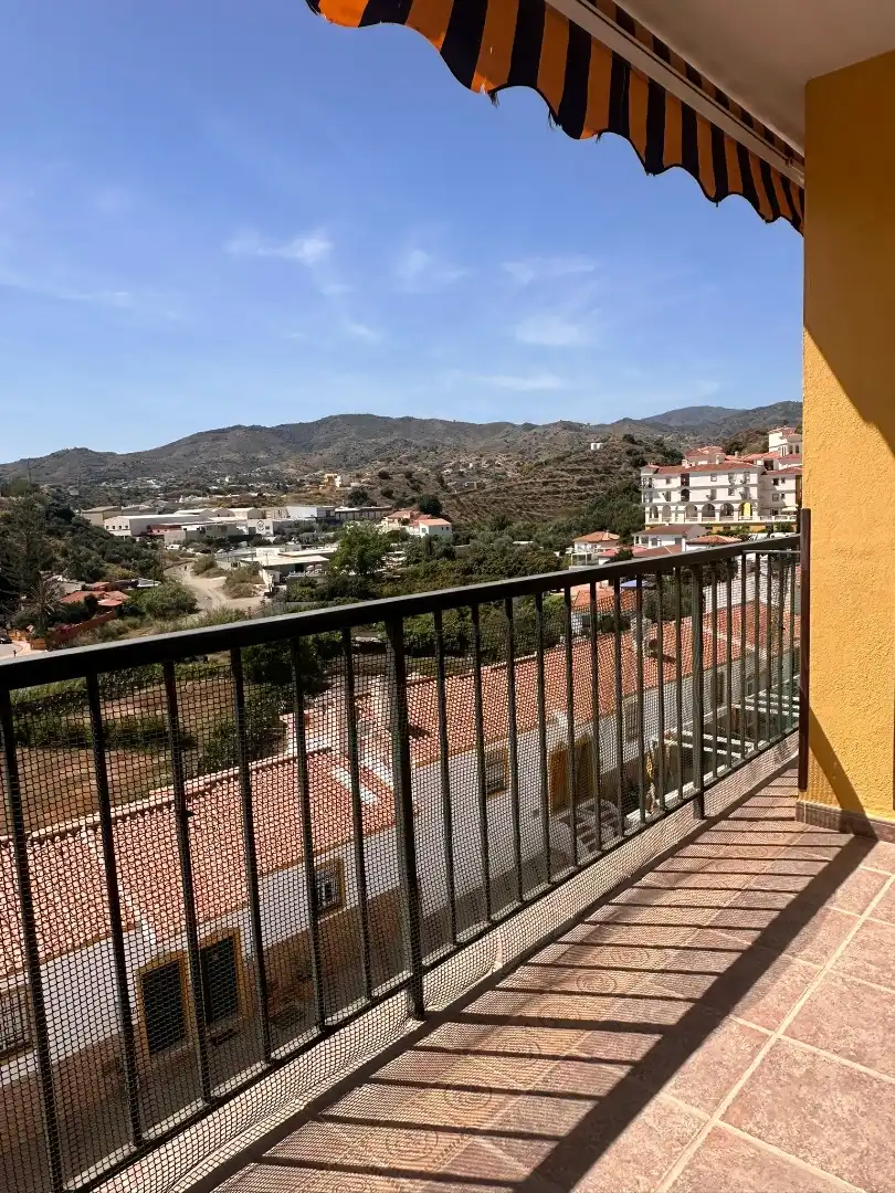Casa adosada en venta en Calle Castilla, 54, Lo Cea Vista exterior de Casa adosada en venta en Rincón de la Victoria con Aire acondicionado, Terraza y Balcón