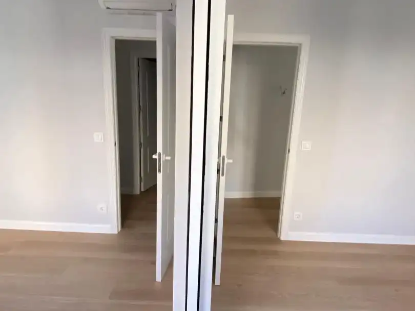 Piso en venta en Calle de Fernández de la Hoz, 30, Almagro Habitación de Piso en venta en Madrid Capital con Aire acondicionado y Terraza