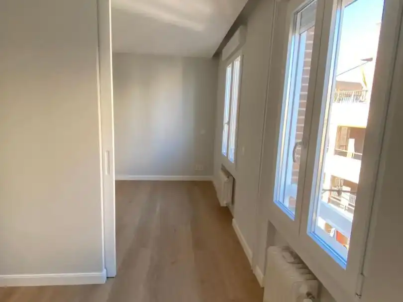 Piso en venta en Calle de Fernández de la Hoz, 30, Almagro Habitación de Piso en venta en Madrid Capital con Aire acondicionado y Terraza