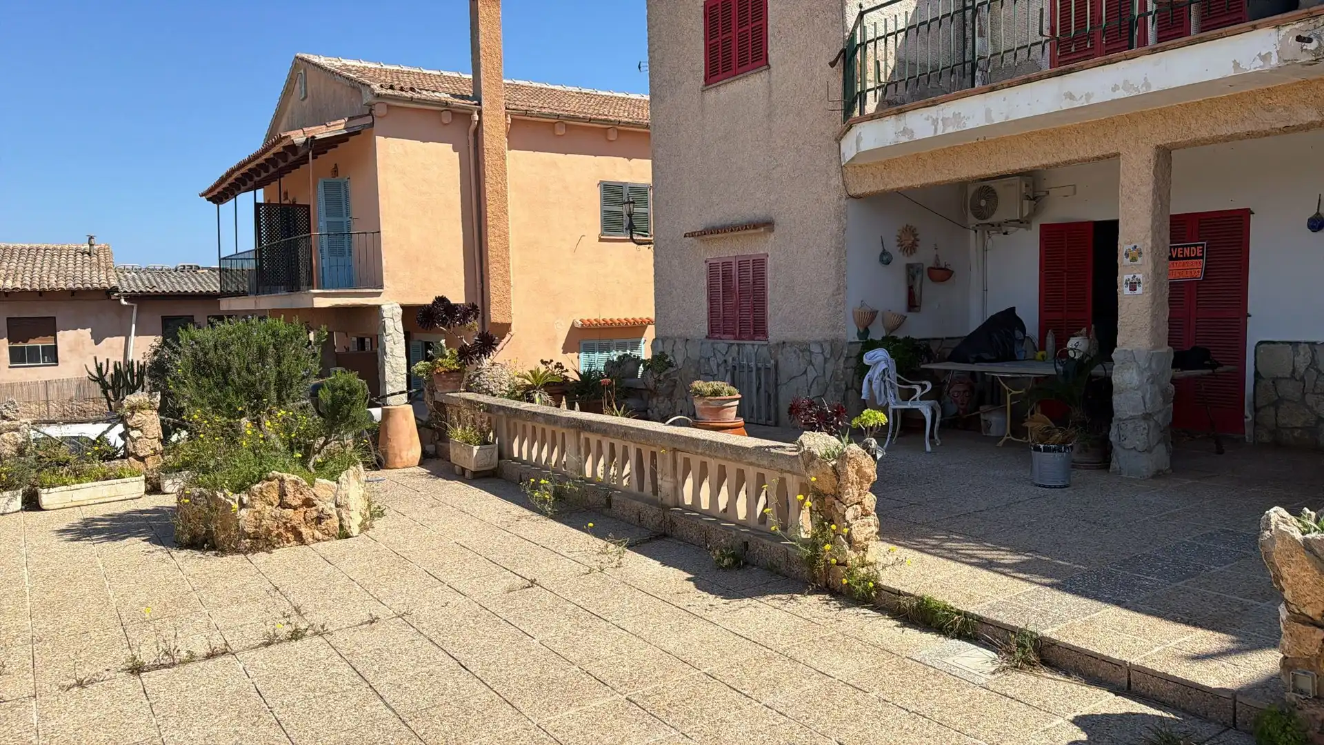 Casa adosada en venda a Carrer des Pins de na Mossa, 20, Cala Llombards Vista exterior de Casa adosada en venda en Santanyí amb Terrassa, Moblat i Balcó