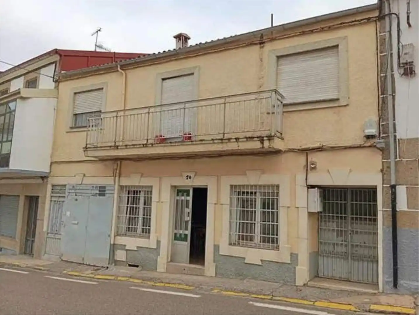 Houses for sale in Ledrada Exterior view of Houses for sale in Ledrada with Storage room and Furnished