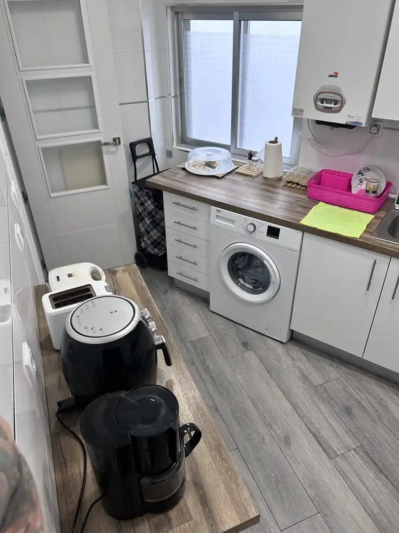 Küche von Wohnung zum Verkauf in Salamanca Capital mit Balkon