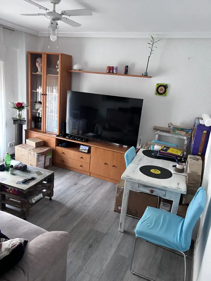 Wohnzimmer von Wohnung zum Verkauf in Salamanca Capital mit Balkon