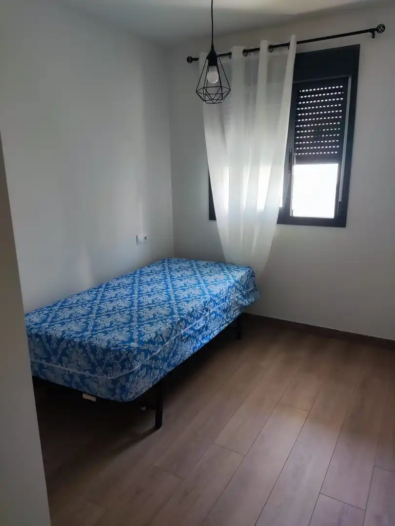 Flat for rent in Calle Vizcaya, 4, Centro ciudad Bedroom of Flat for rent in Fuengirola with Terrace and Balcony