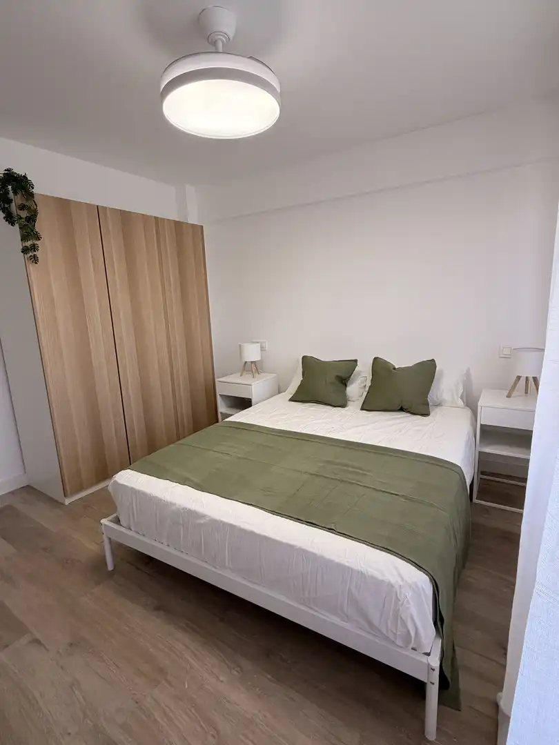 Habitación en Calle Jaime Segarra, 38, Carolinas Bajas Habitación en Calle Jaime Segarra, 38, Carolinas Bajas