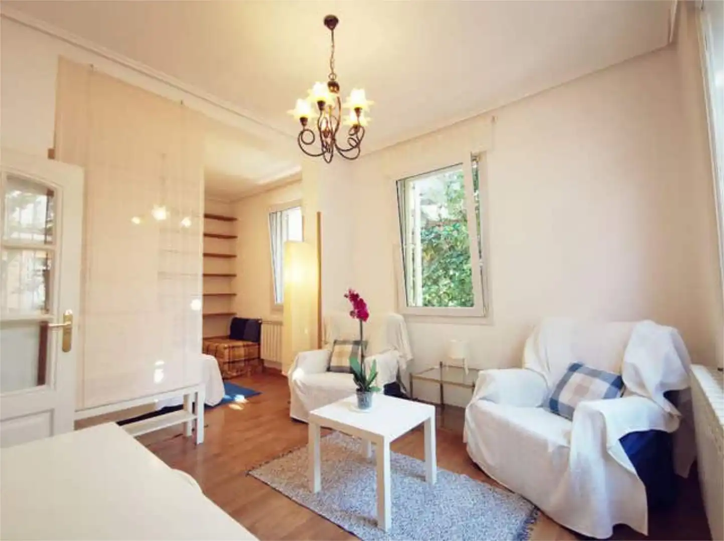Living room of Apartments for rent in Madrid  with Private garden