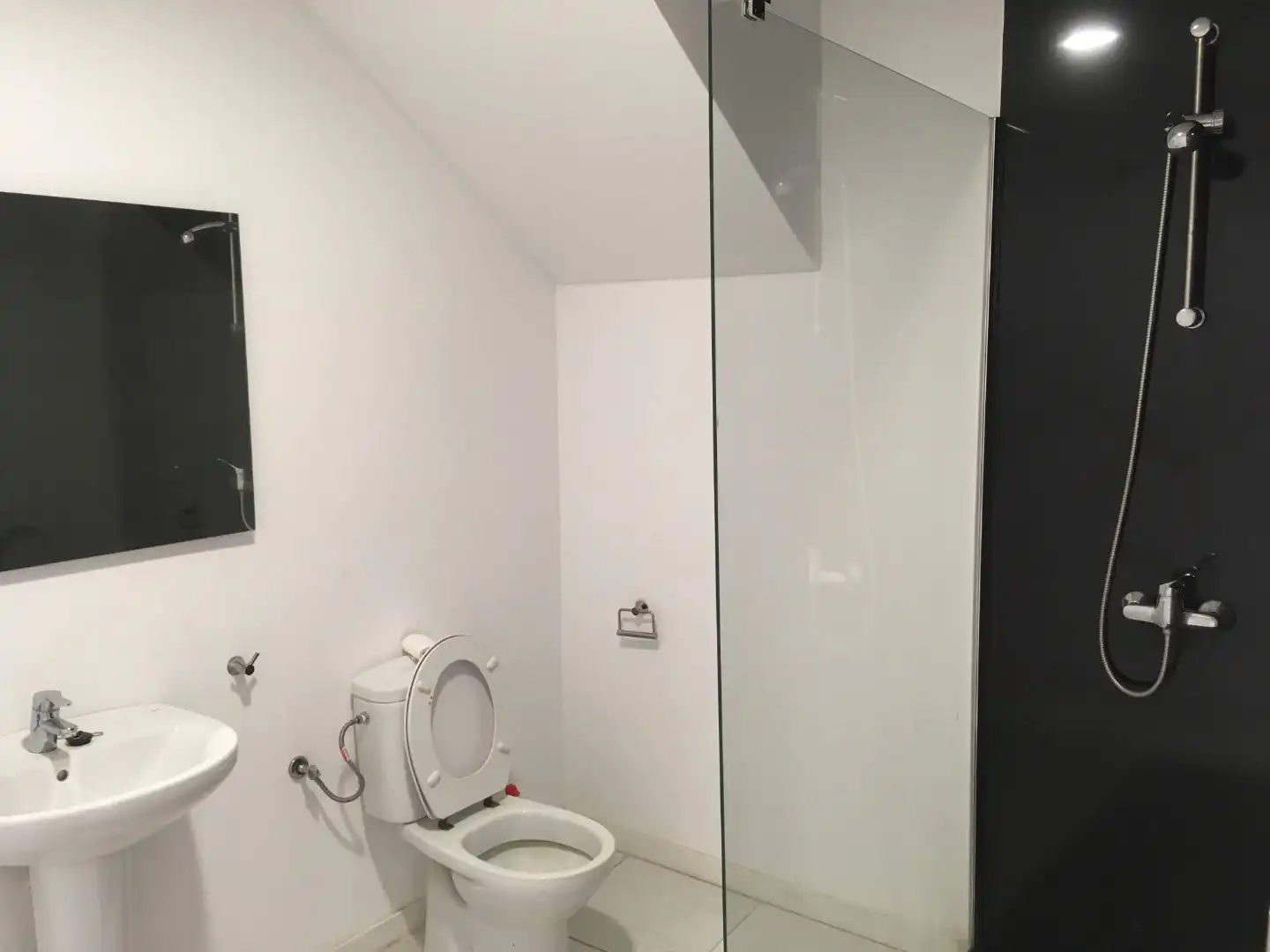 Loft zur Miete in Carrer de Llull, 33, El Parc i la Llacuna del Poblenou Badezimmer von Loft zur Miete in Barcelona