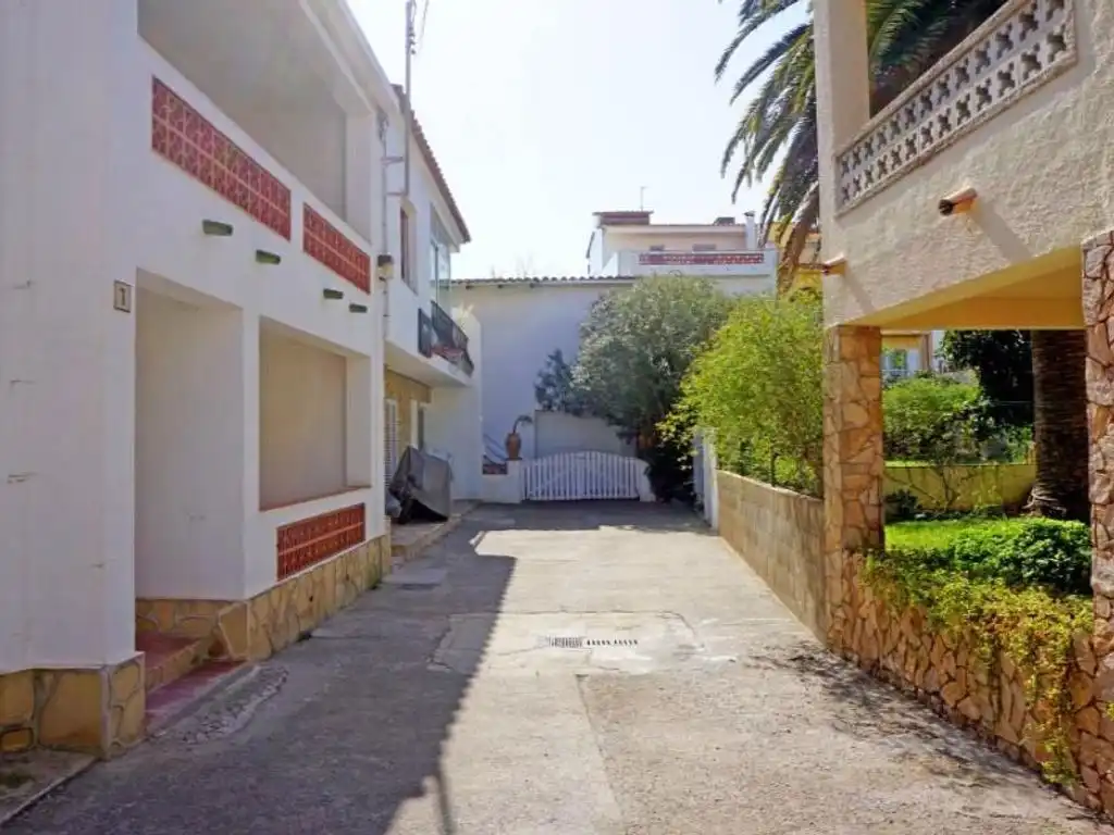 Finca rústica de lloguer a Passatge Tramuntana, 9, Eixample Residencial Finca rústica de lloguer a Passatge Tramuntana, 9, Eixample Residencial