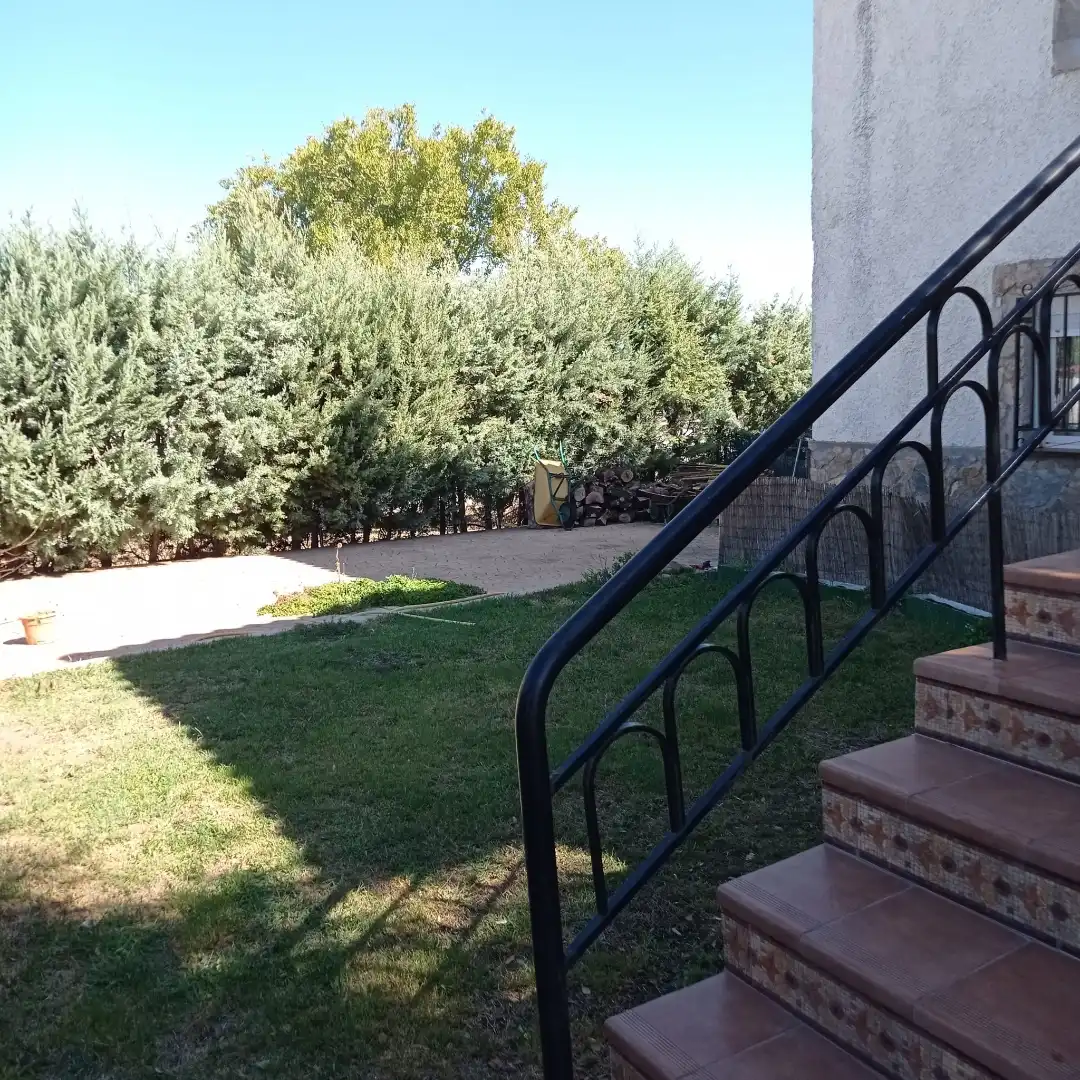 Piso en venta en Calle Castillo Manzanares el Real, 72, Escalona Jardín de Piso en venta en Escalona con Jardín privado y Trastero