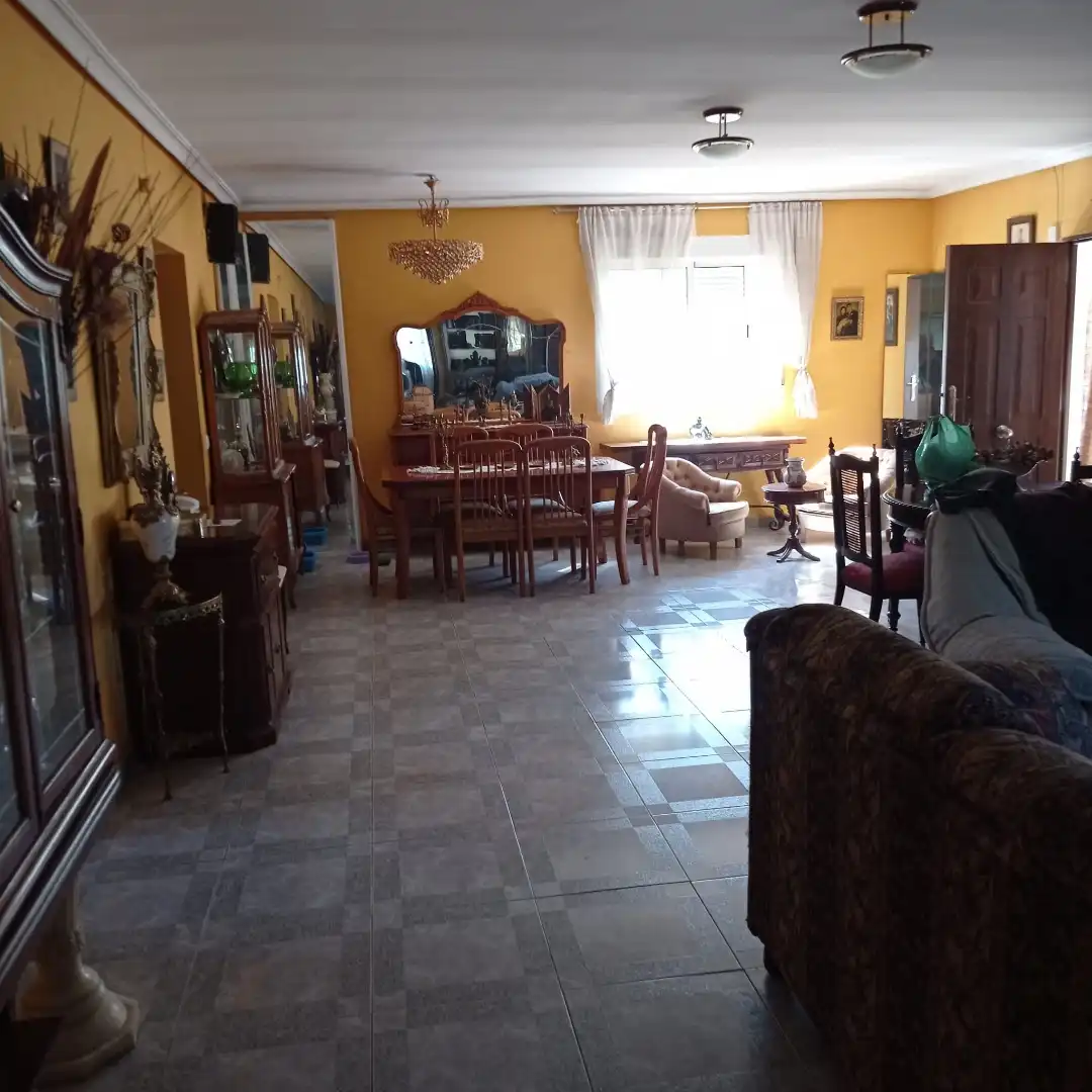 Piso en venta en Calle Castillo Manzanares el Real, 72, Escalona Comedor de Piso en venta en Escalona con Jardín privado y Trastero