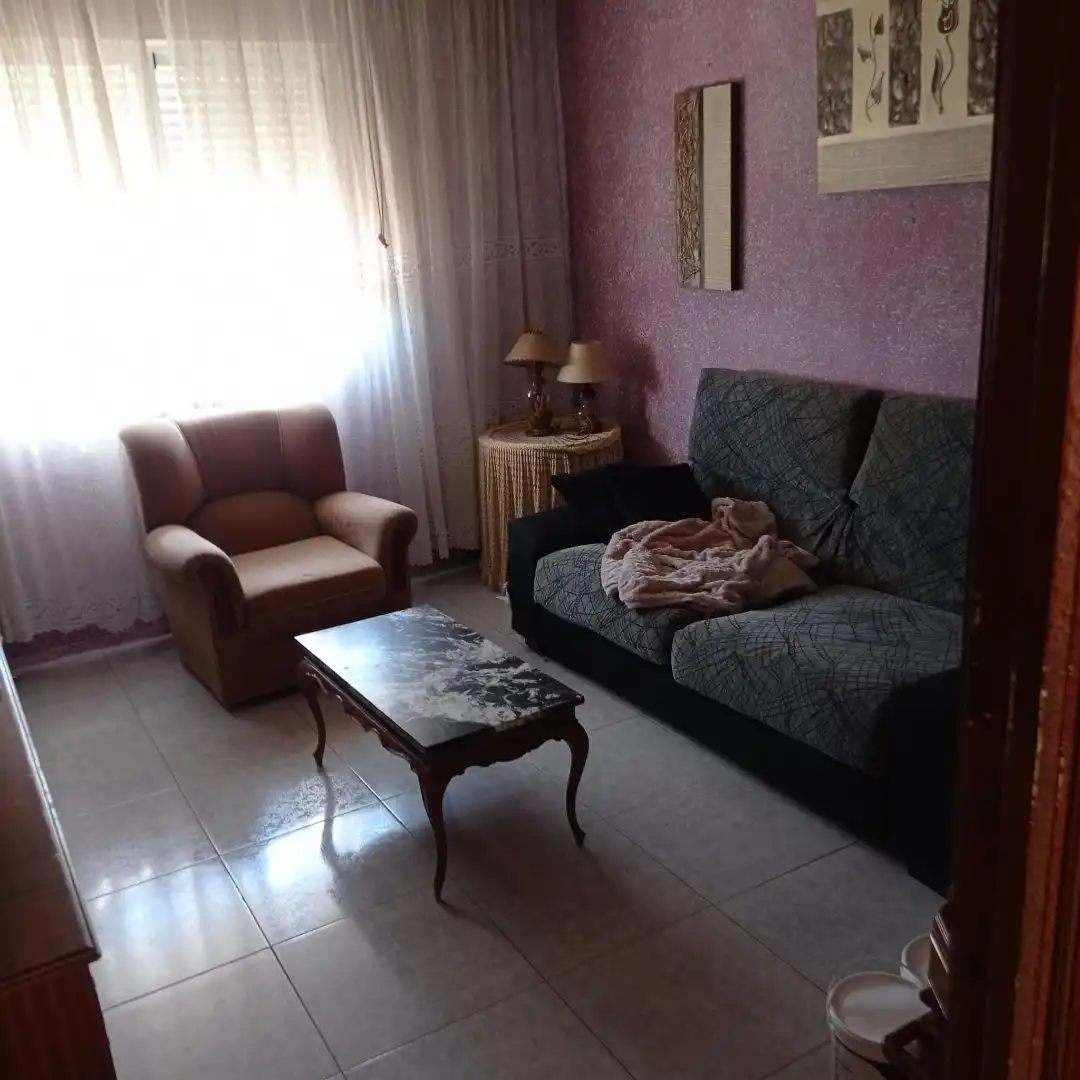 Piso en venta en Calle Castillo Manzanares el Real, 72, Escalona Sala de estar de Piso en venta en Escalona con Jardín privado y Trastero
