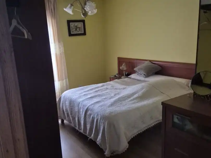 Schlafzimmer von Wohnung zum Verkauf in Lugo Capital mit Balkon