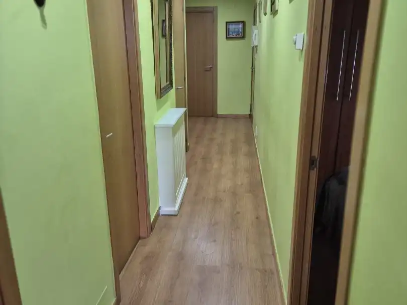 Wohnung zum Verkauf in Lugo Capital mit Balkon
