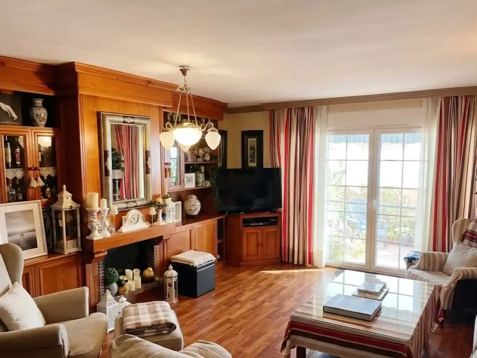 Detached homes for sale in Calle Castilla, 12, Cruz de Humilladero Detached homes for sale in Calle Castilla, 12, Cruz de Humilladero