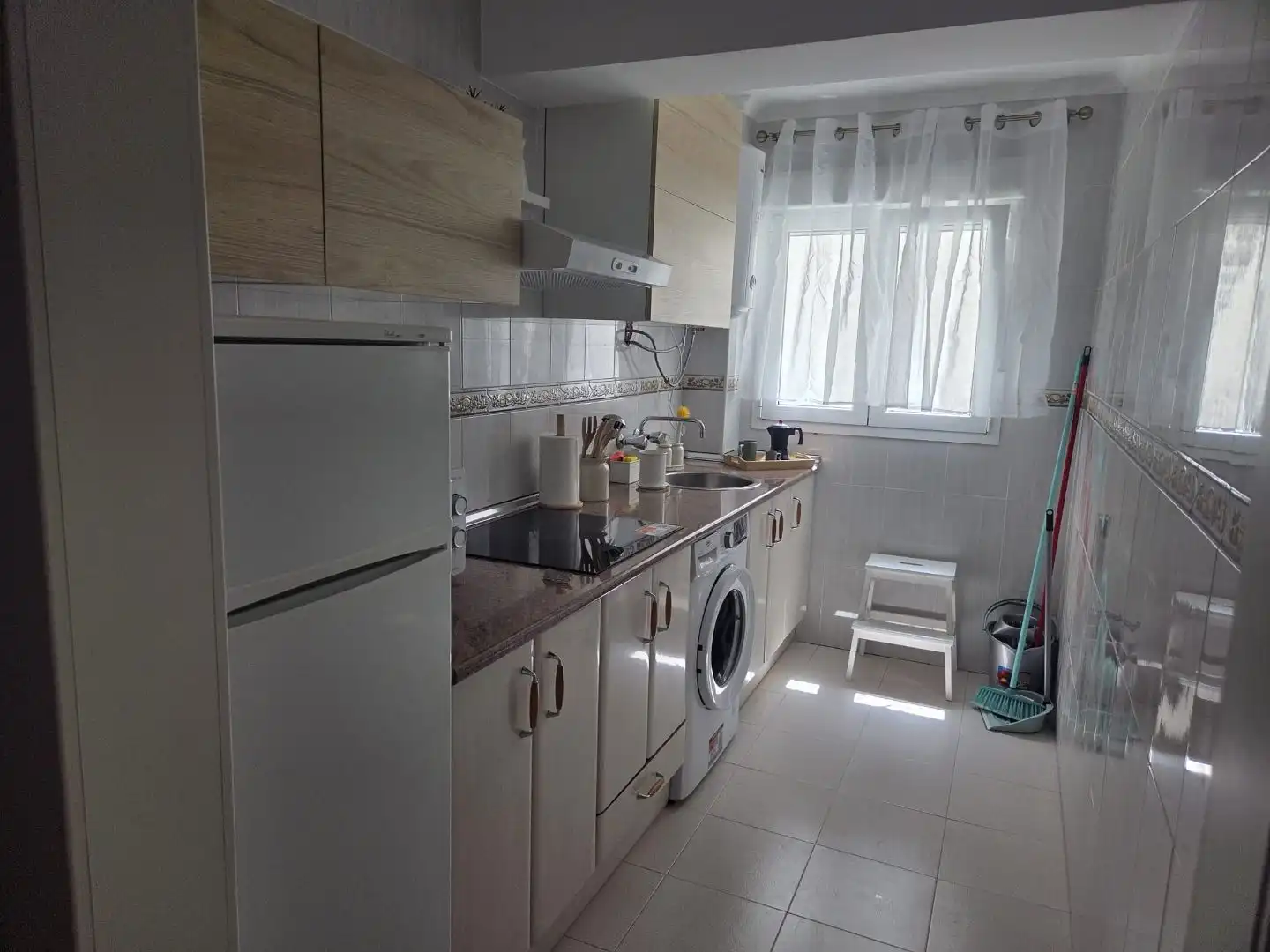 Cocina de Piso de alquiler en Medina de Pomar con Calefacción, Parquet y Amueblado