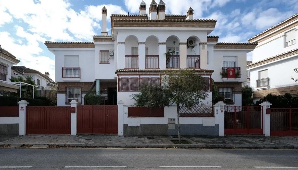 Detached homes for sale in Calle Felix Rodriguez de la Fue, 12, Barrio de Zaidín, Granada Capital - image 1 Photo 1 of Detached homes for sale in Calle Felix Rodriguez de la Fue, 12, Barrio de Zaidín, Granada Capital