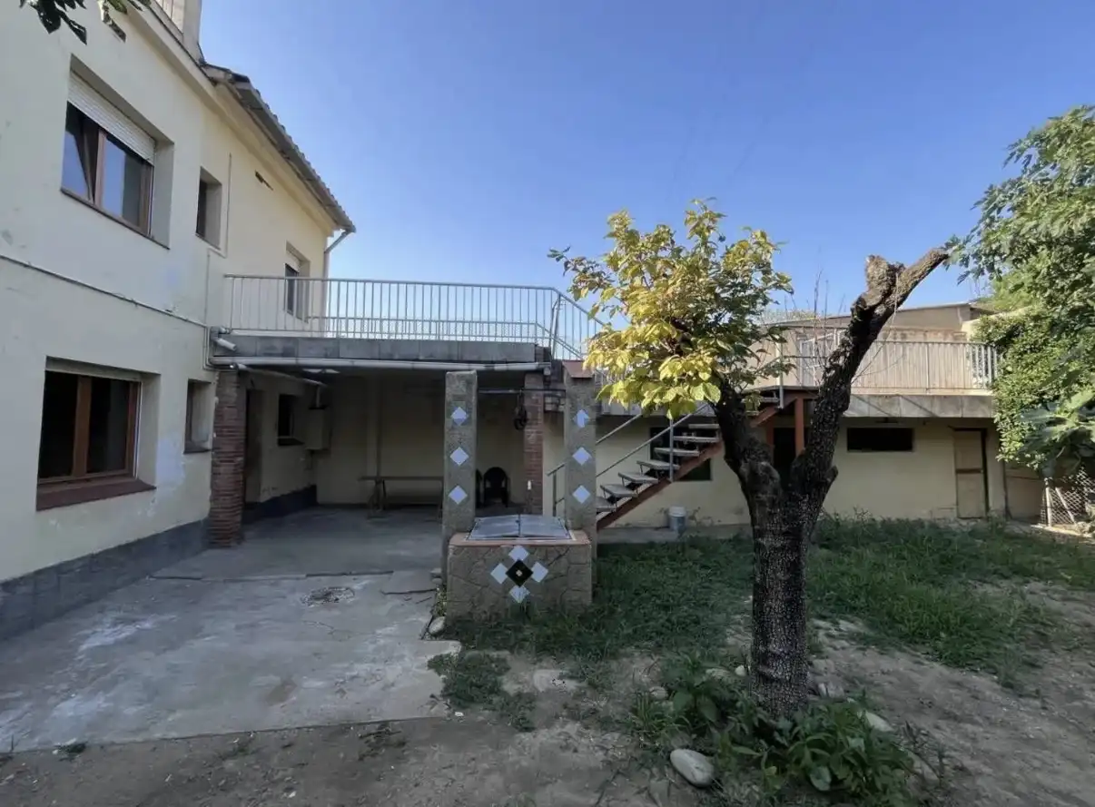 Casa o chalet en venta en Passeig de Sant Joan Bosco, 10, Pont Major - Pedret - Campdorà Vista exterior de Casa o chalet en venta en Girona Capital con Terraza y Balcón
