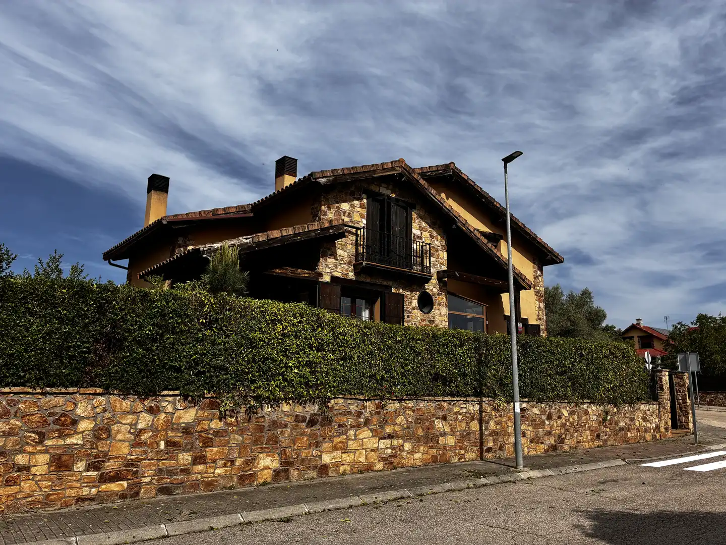 Exterior view of Houses for sale in Buitrago del Lozoya  with Heating, Private garden and Terrace