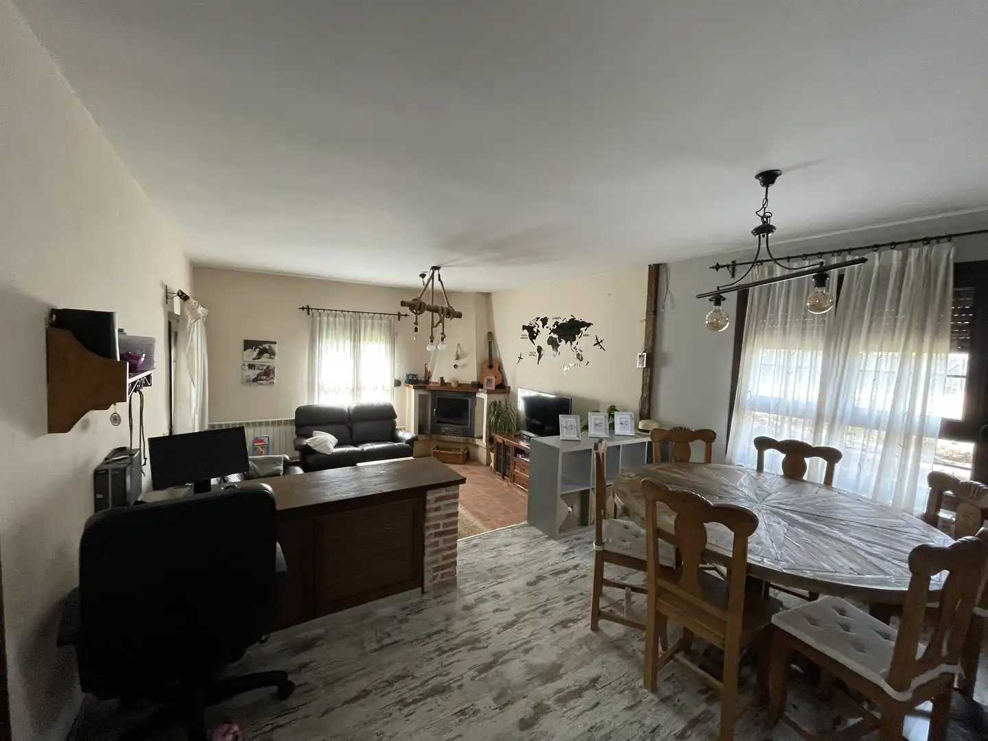 Living room of Houses for sale in Buitrago del Lozoya  with Heating, Private garden and Terrace