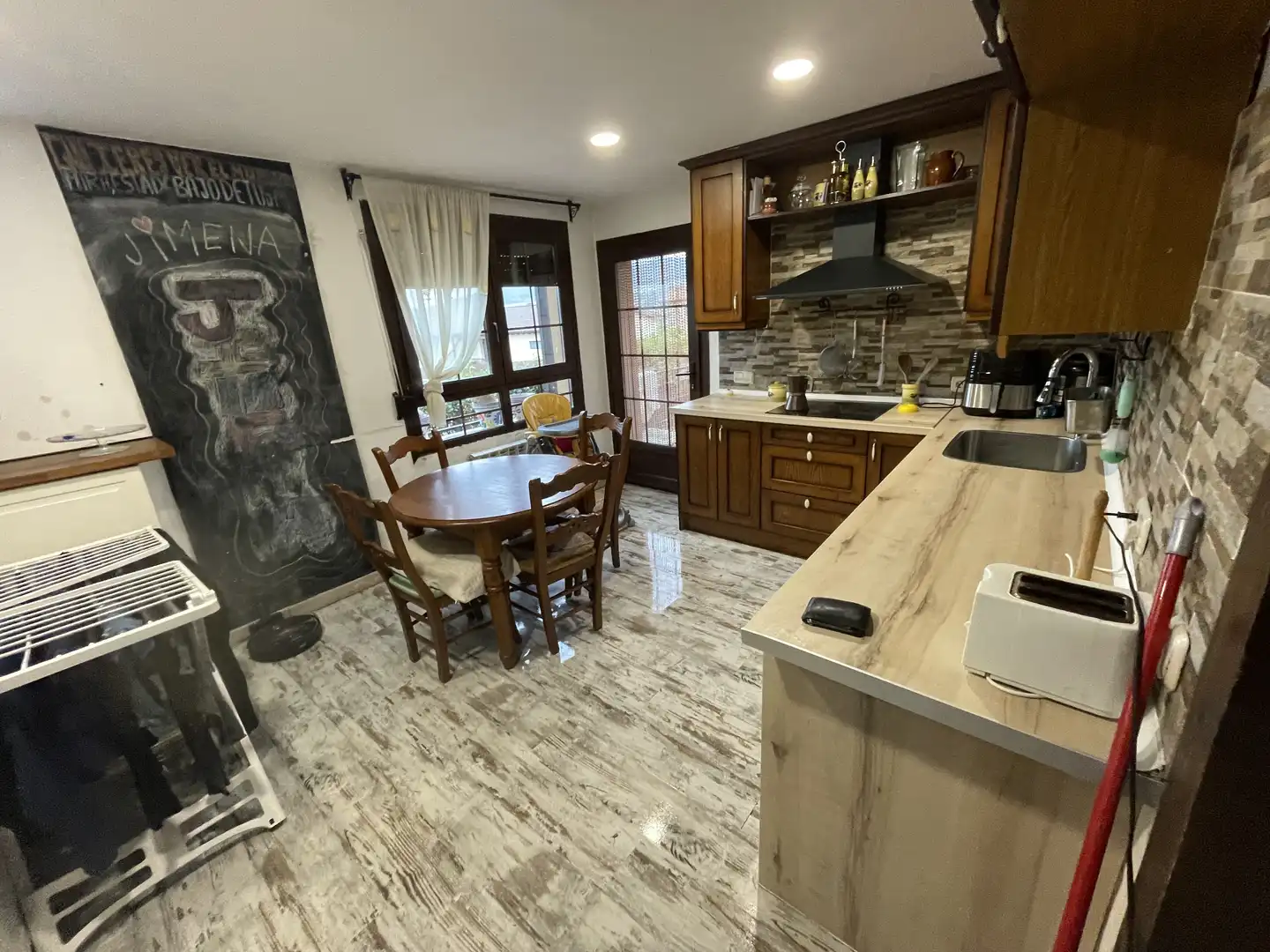Kitchen of Houses for sale in Buitrago del Lozoya  with Heating, Private garden and Terrace