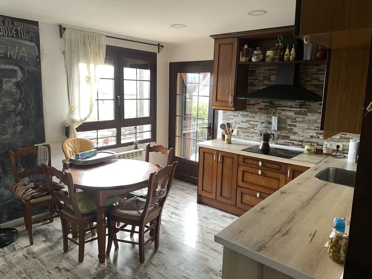 Kitchen of Houses for sale in Buitrago del Lozoya  with Heating, Private garden and Terrace