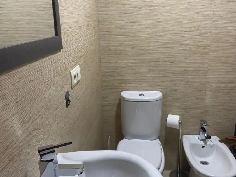 Flat for rent in Avenida de la Ilustración, 123, Campus de la Salud