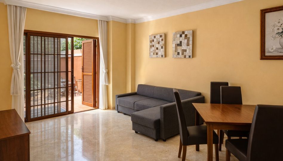 Flat for sale in Urbanizacion Jardines del Duque, 27a, Playa del Duque, Adeje - image 1 Photo 1 of Flat for sale in Urbanizacion Jardines del Duque, 27a, Playa del Duque, Adeje