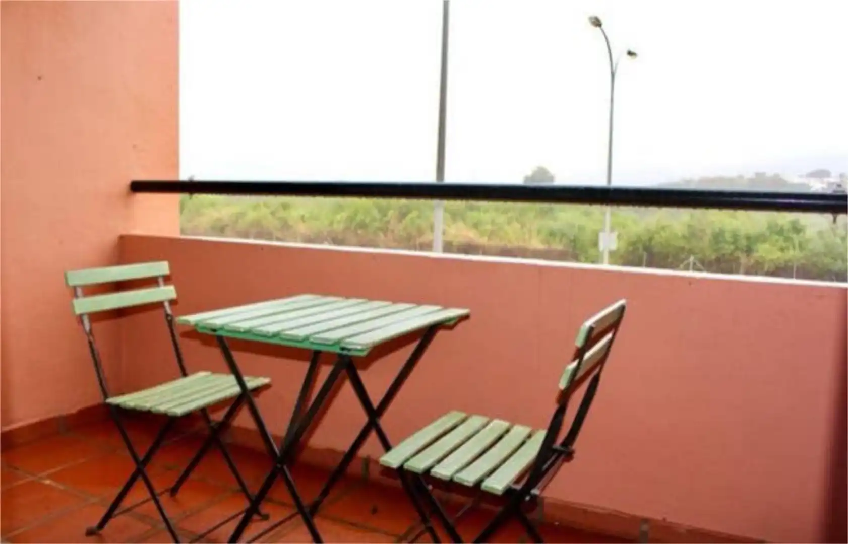 Pis de lloguer a San García Terrassa de Pis de lloguer en Algeciras amb Jardí privat, Terrassa i Piscina