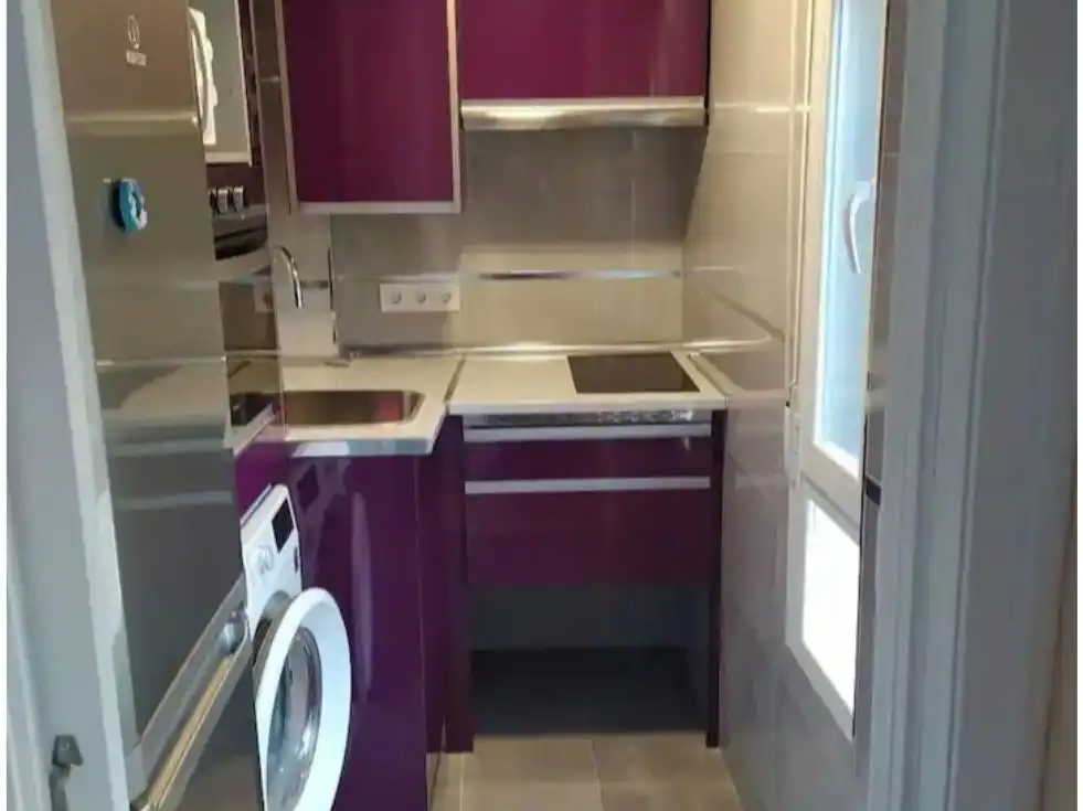 Room in Calle de las Modistas, 19, Amposta