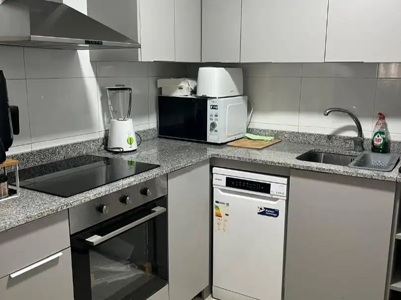Piso de alquiler en Carrer del Sol, 25, Remolins - Sant Jaume Cocina de Piso de alquiler en Tortosa