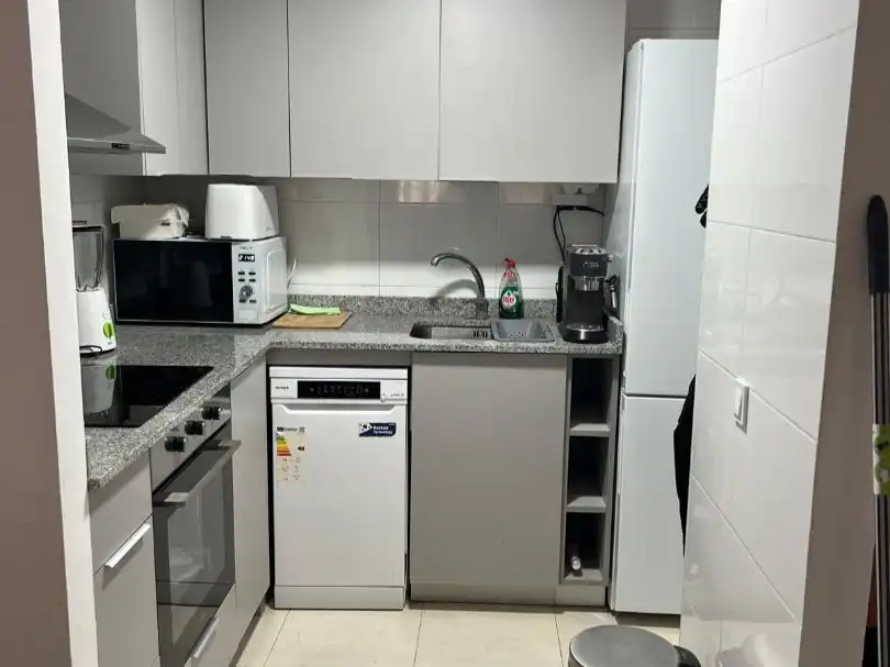 Piso de alquiler en Carrer del Sol, 25, Remolins - Sant Jaume Cocina de Piso de alquiler en Tortosa