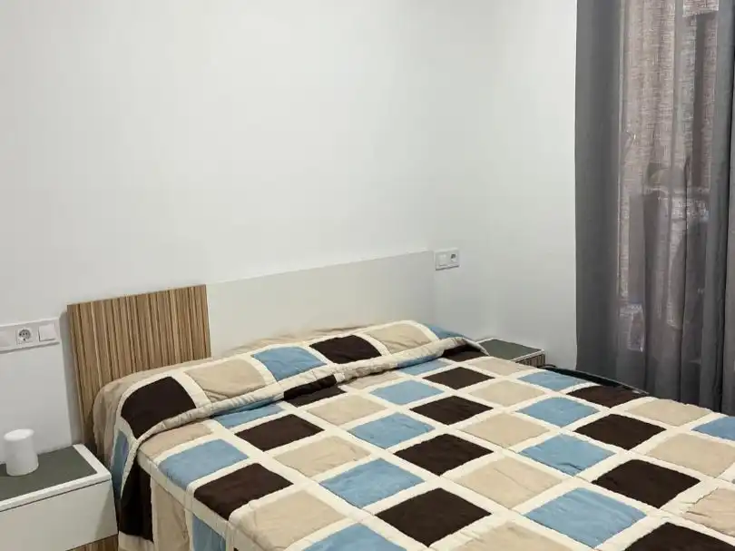 Piso de alquiler en Carrer del Sol, 25, Remolins - Sant Jaume Habitación de Piso de alquiler en Tortosa