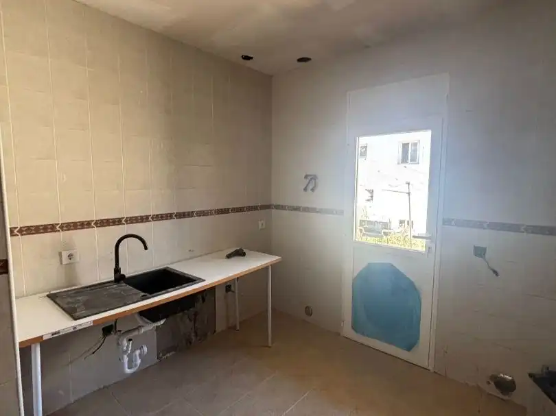Casa o xalet en venda a Calle Velázquez, 107, Burguillos Cuina de Casa o xalet en venda en Burguillos amb Jardí privat, Terrassa i Balcó