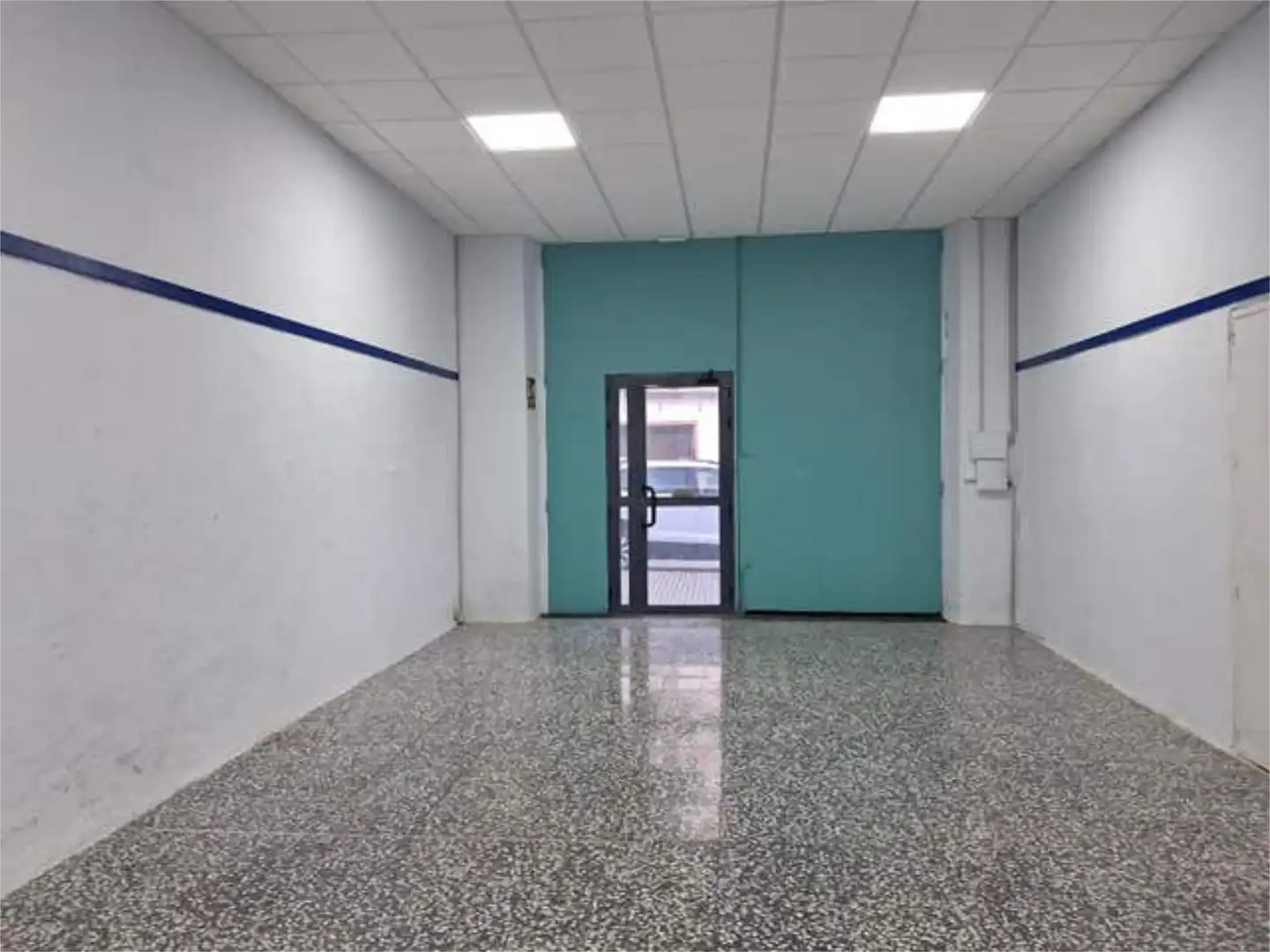 Nave industrial de alquiler en Lucena