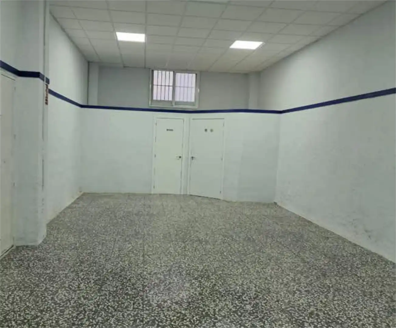 Nave industrial de alquiler en Lucena