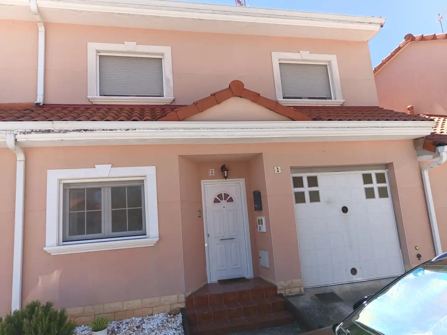Vista exterior de Casa adosada en venta en Barásoain con Calefacción, Parquet y Trastero