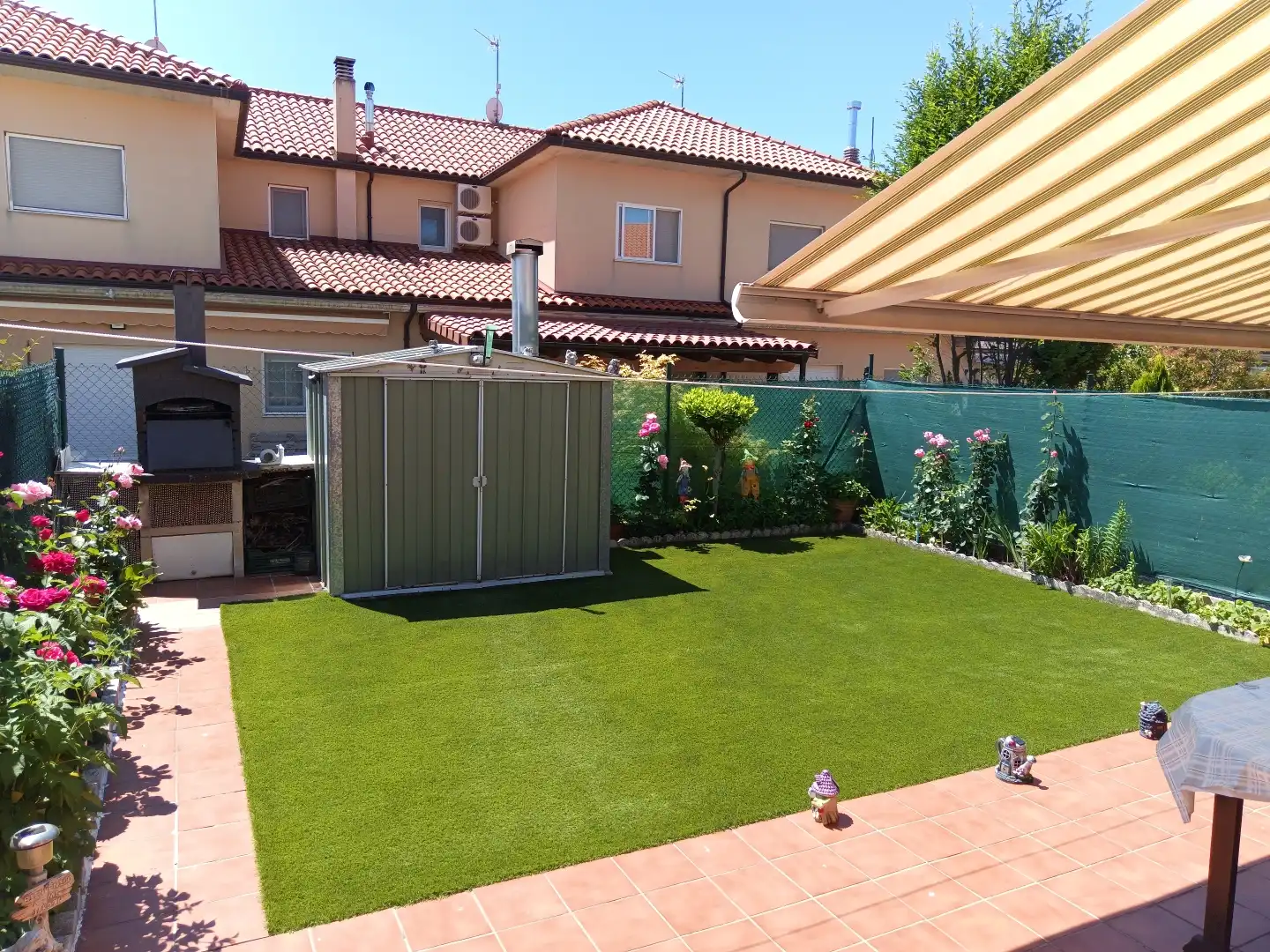 Jardín de Casa adosada en venta en Barásoain con Calefacción, Parquet y Trastero