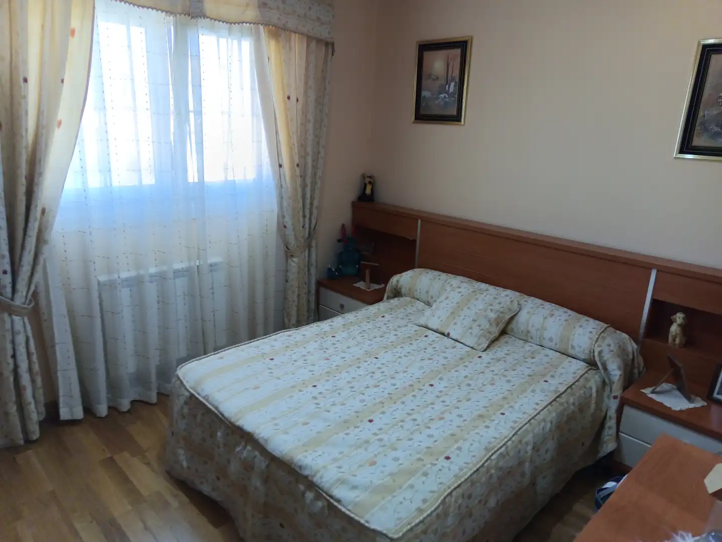 Habitación de Casa adosada en venta en Barásoain con Calefacción, Parquet y Trastero