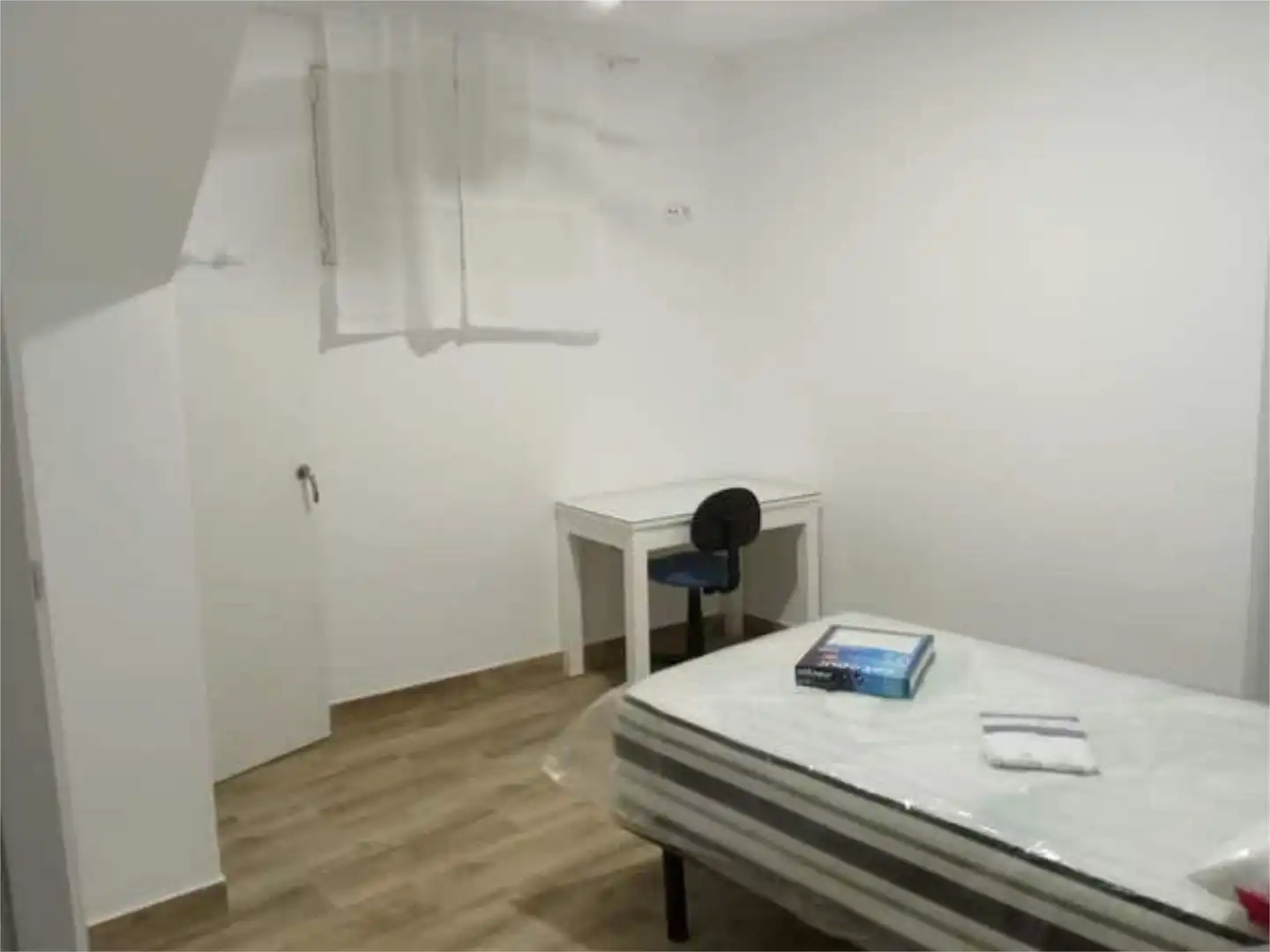 Bedroom of Flat for rent in Osuna  with Terrace and Furnished