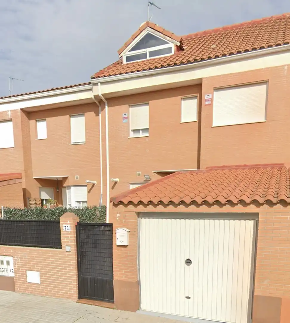 Vista exterior de Casa o chalet en venta en Seseña con Terraza